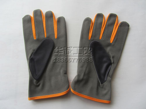 Living Gloves